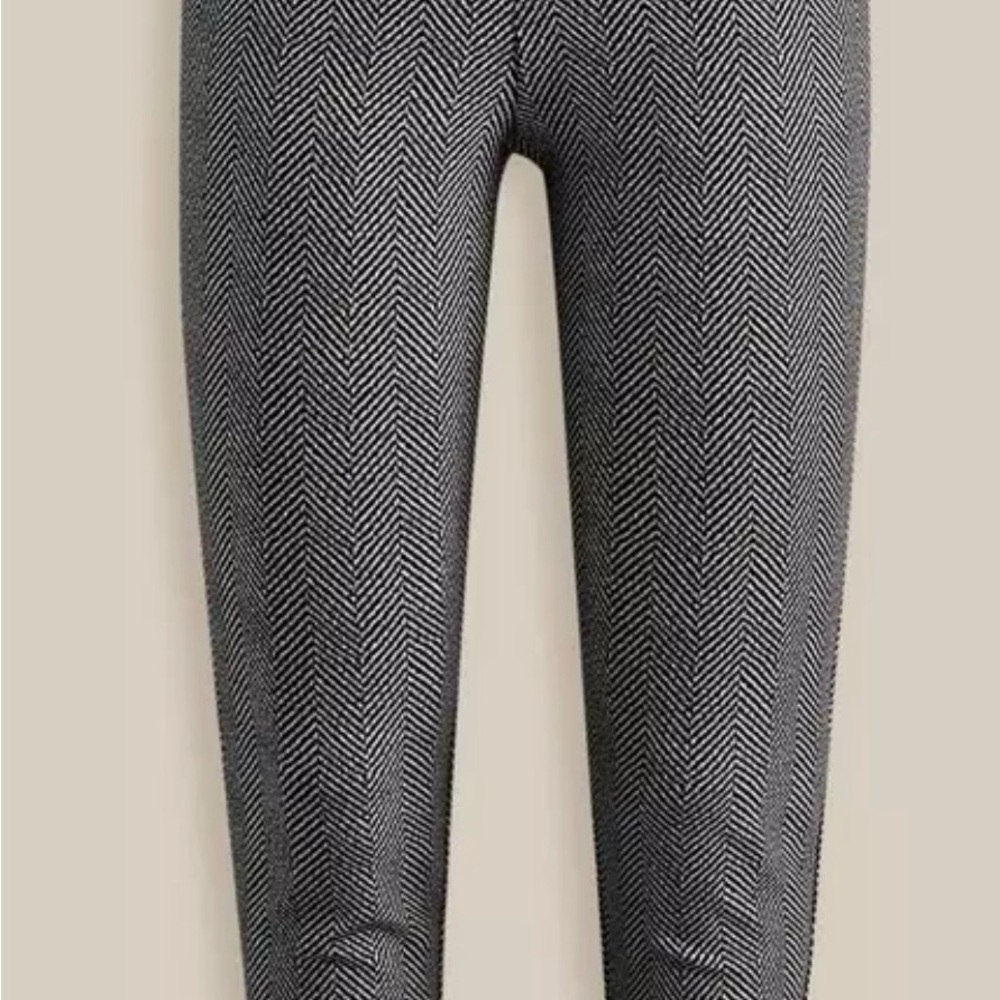 Torrid Black and White Herringbone Cropped Pants